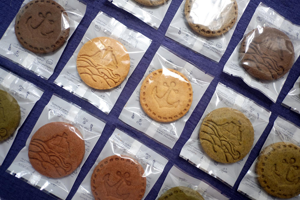 cookies anchor ship waves