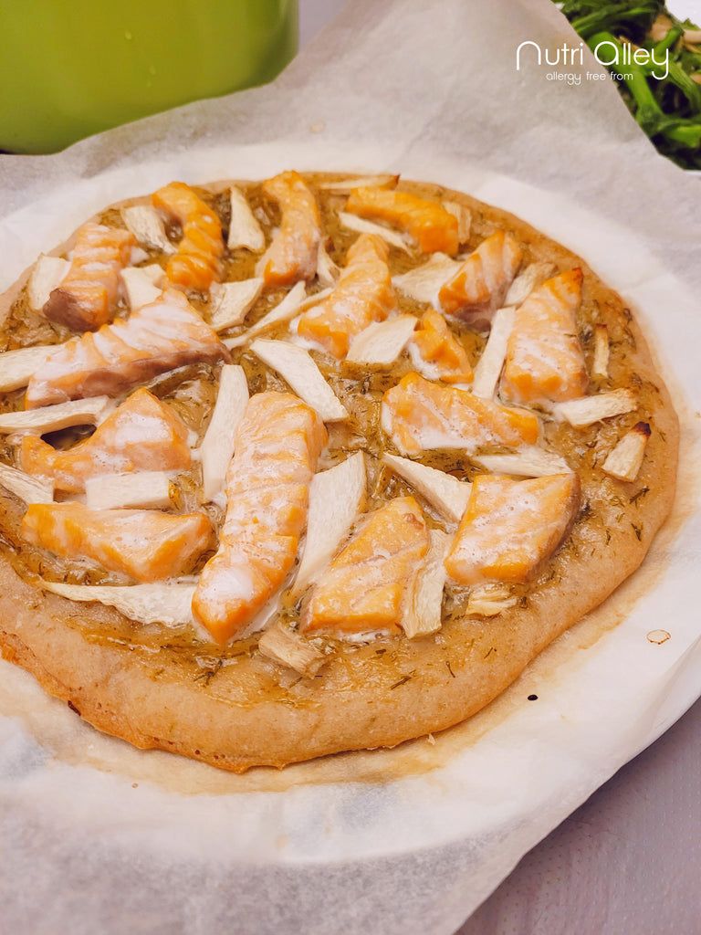 gluten-free salmon pizza